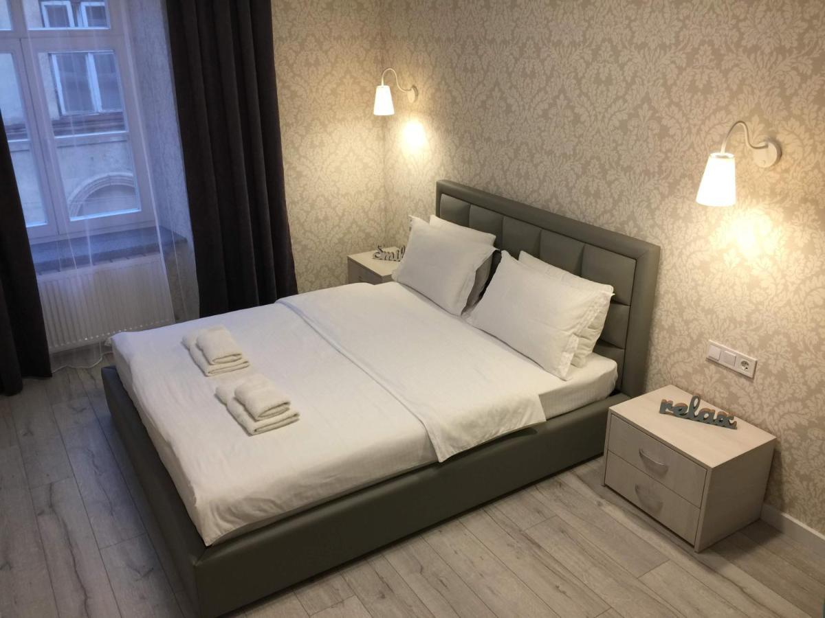 Ok Apartments Yana Zhyzhky إلفيف المظهر الخارجي الصورة